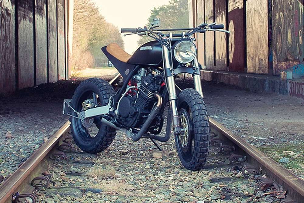 Honda xr600r Scrambler