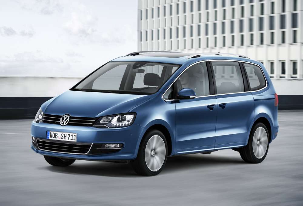 Обновленный Volkswagen Sharan больше не секрет