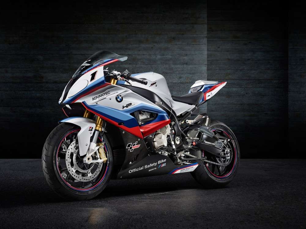 Парк безопасности MotoGP 2015 пополнил BMW S1000RR