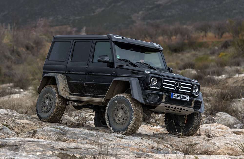 В Mercedes-Benz показали фото концепта G500