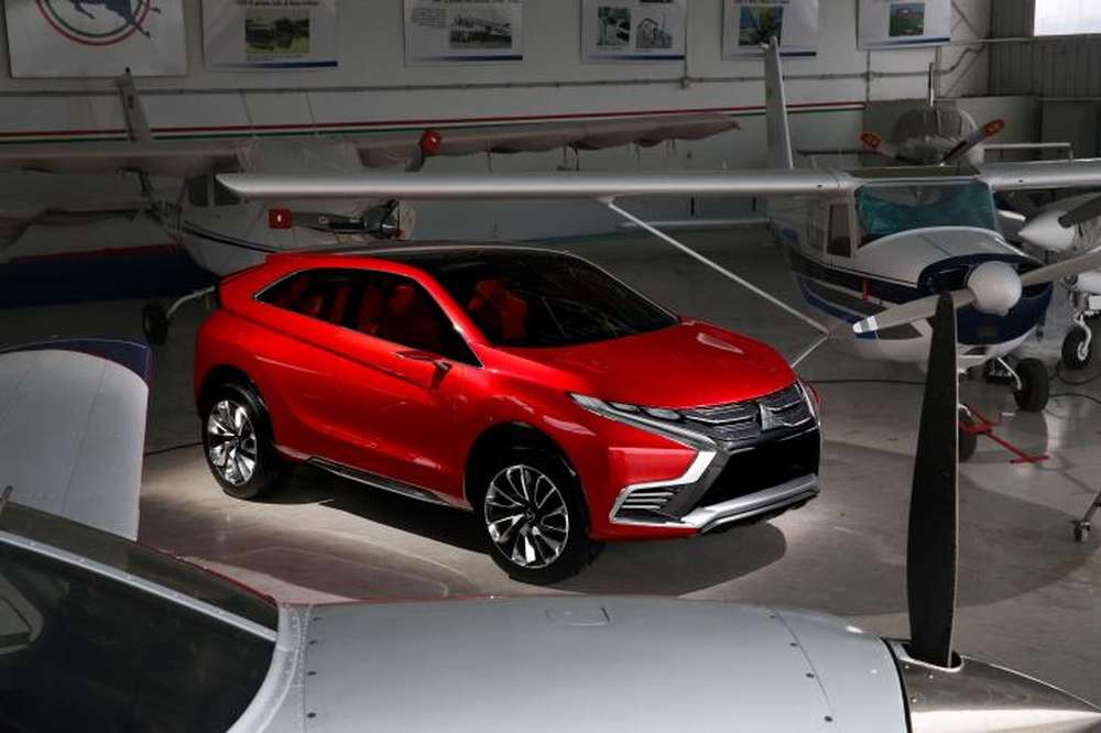 Mitsubishi показывает концепт гибрида с новым дизайном