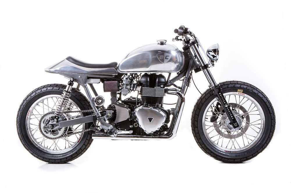 Triumph Bonneville: флэт-трекер от British Customs