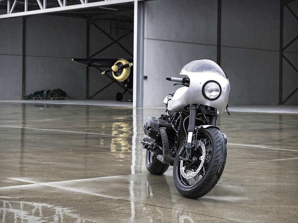 Кастом кафе рейсер Motokouture Blokbeest
