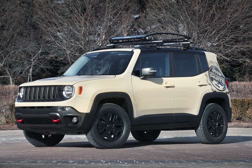 Jeep показывает тюнингованный Renegade Desert Hawk
