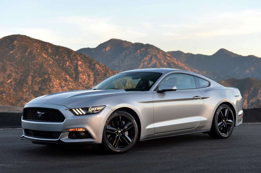Ford Mustang: обзор масл-кара с двигателем EcoBoost