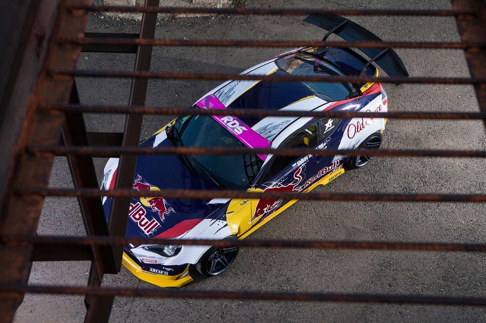 Русский дрифтер Никита Шиков получил заряженную Toyota GT 86