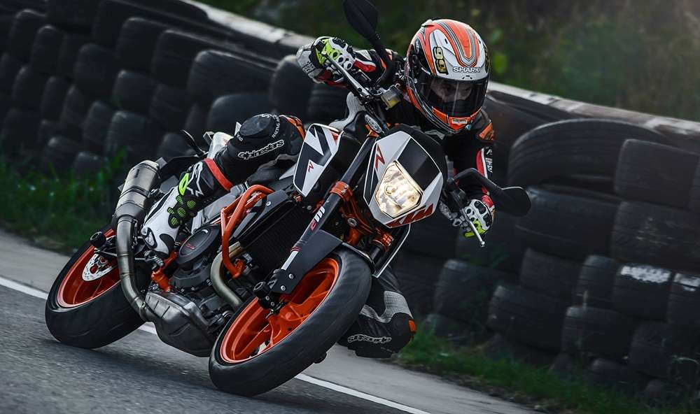 KTM 690/690R Duke 2015 – какой он?