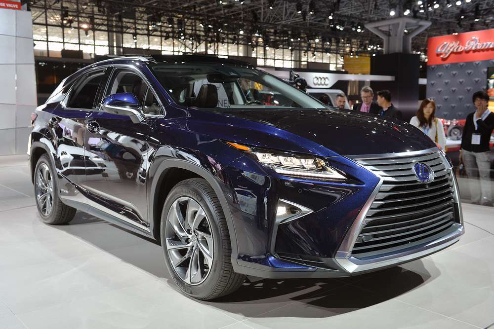 Lexus RX сменил имидж для Нью-Йоркского автосалона