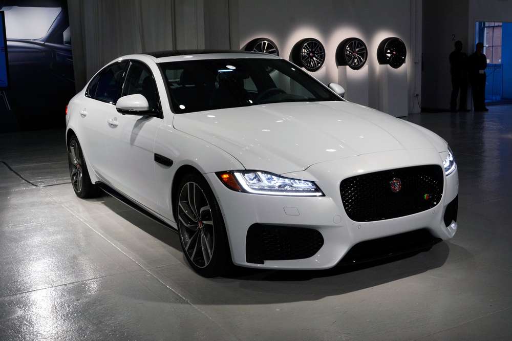 Нью-Йоркская новинка Jaguar XF – совсем другой