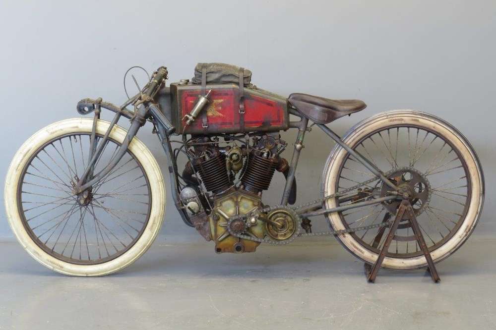 Копия Excelsior Racer 1000 1919
