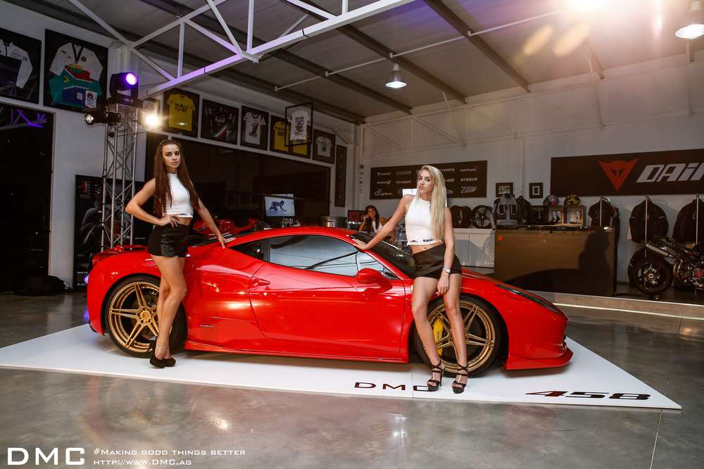 В DMC одели Ferrari 458 Italia в аэробвес