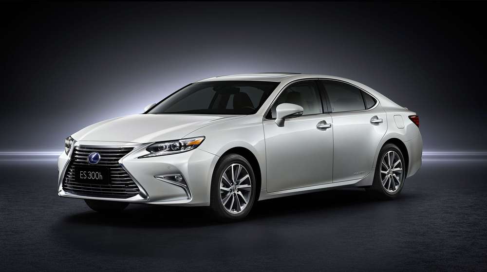Компания Lexus привезет в Шанхай обновлённый седан ES