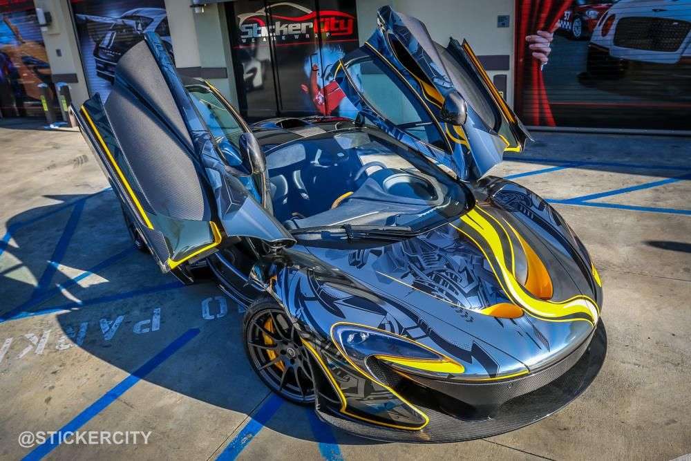 McLaren P1 - рыцарь в хромированных доспехах от Sticker City