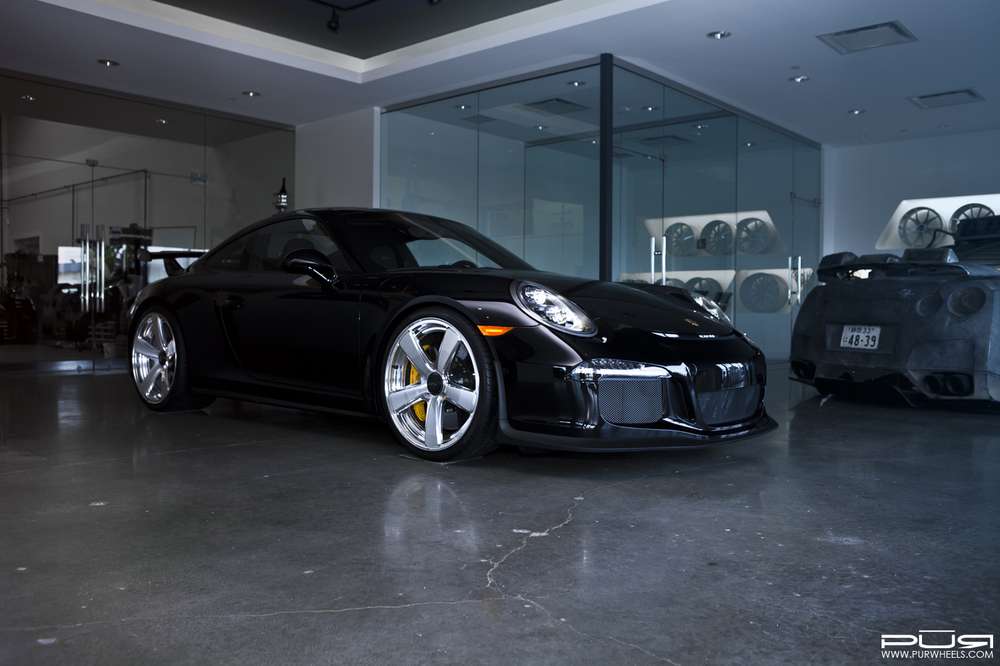 Porsche 911 GT3 примерил диски PUR RS13.M2