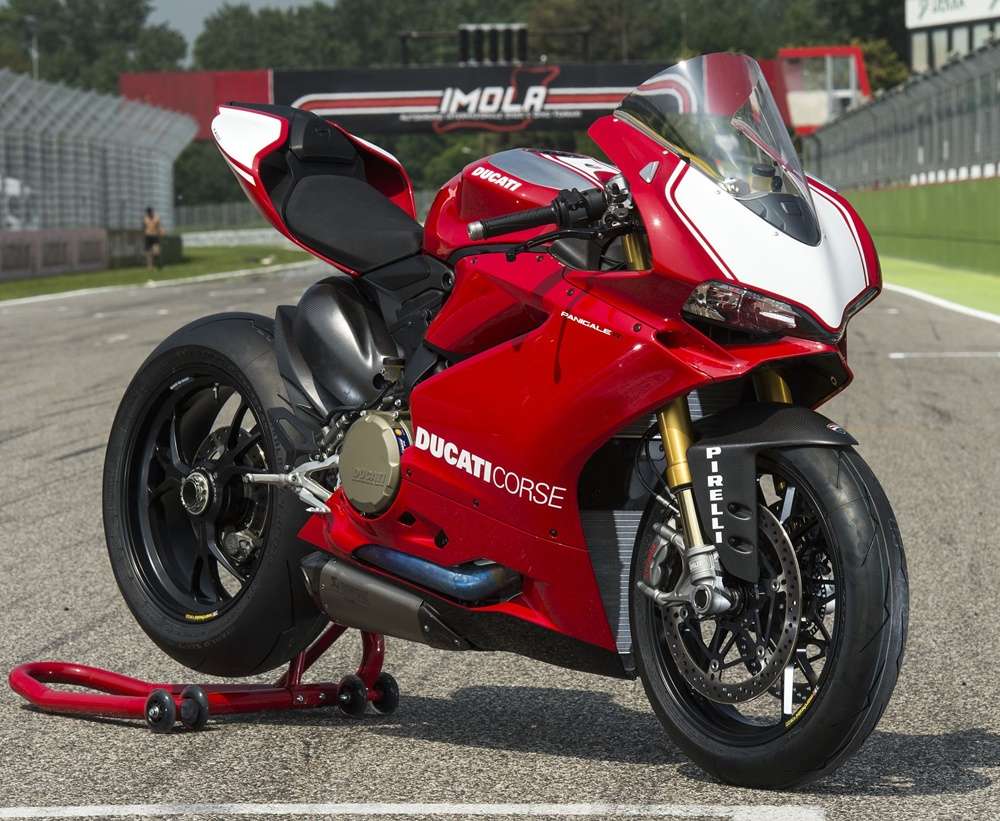 Электрический мотоцикл Ducati Panigale