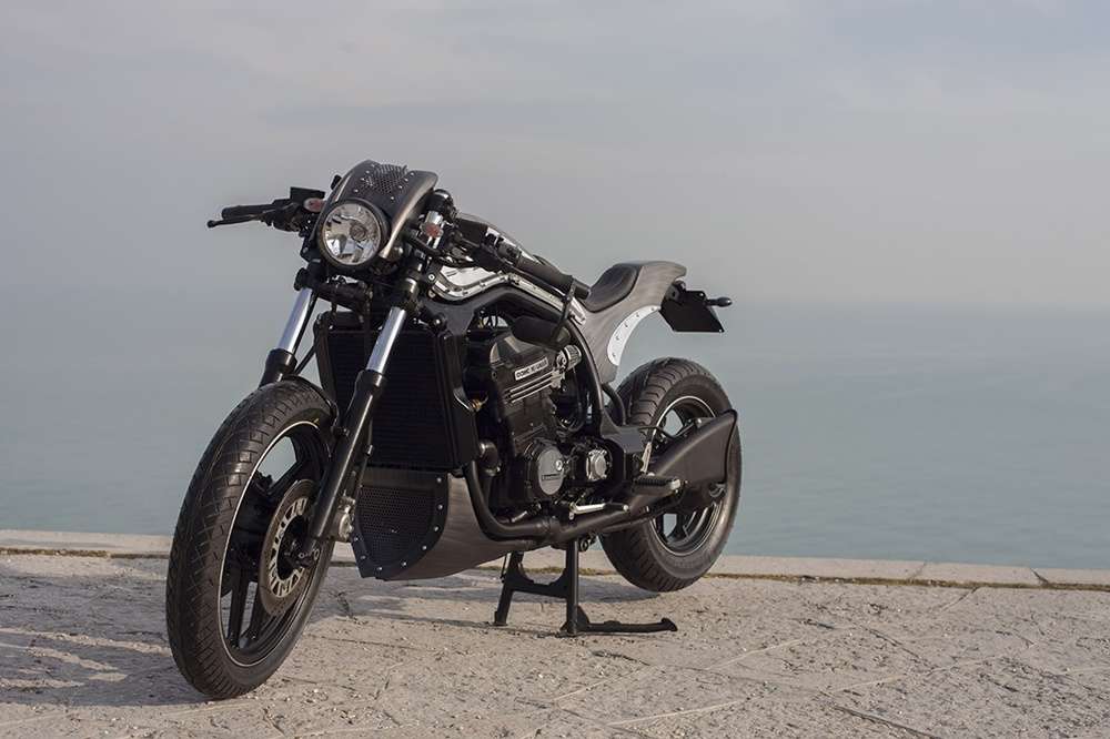 Kawasaki GTR1000 Centopia: кастом от FMW Motorcycles и You Garage