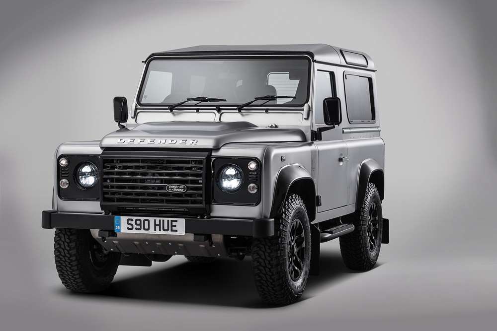 Двухмиллионный по счету Land Rover Defender будет уникальным автомобилем