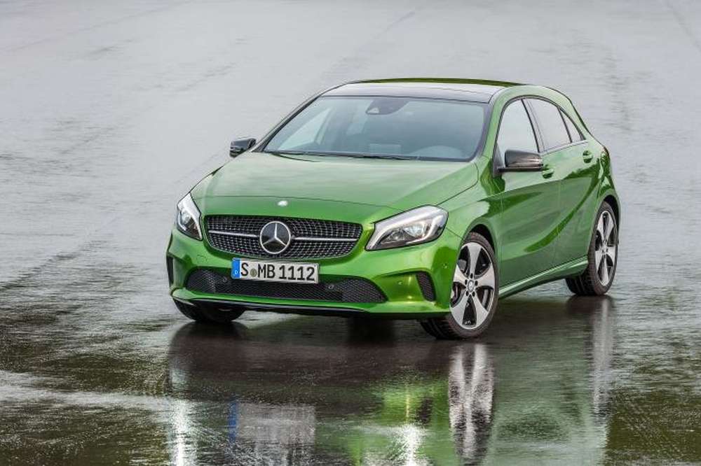 Mercedes-Benz обновил и «зарядил» A-класс