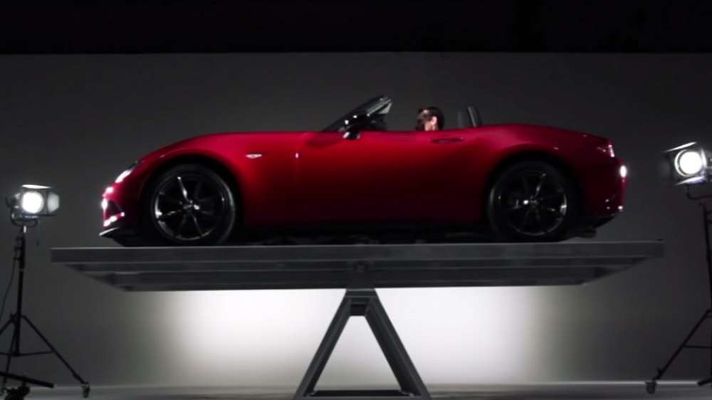 Mazda MX-5 держит баланс