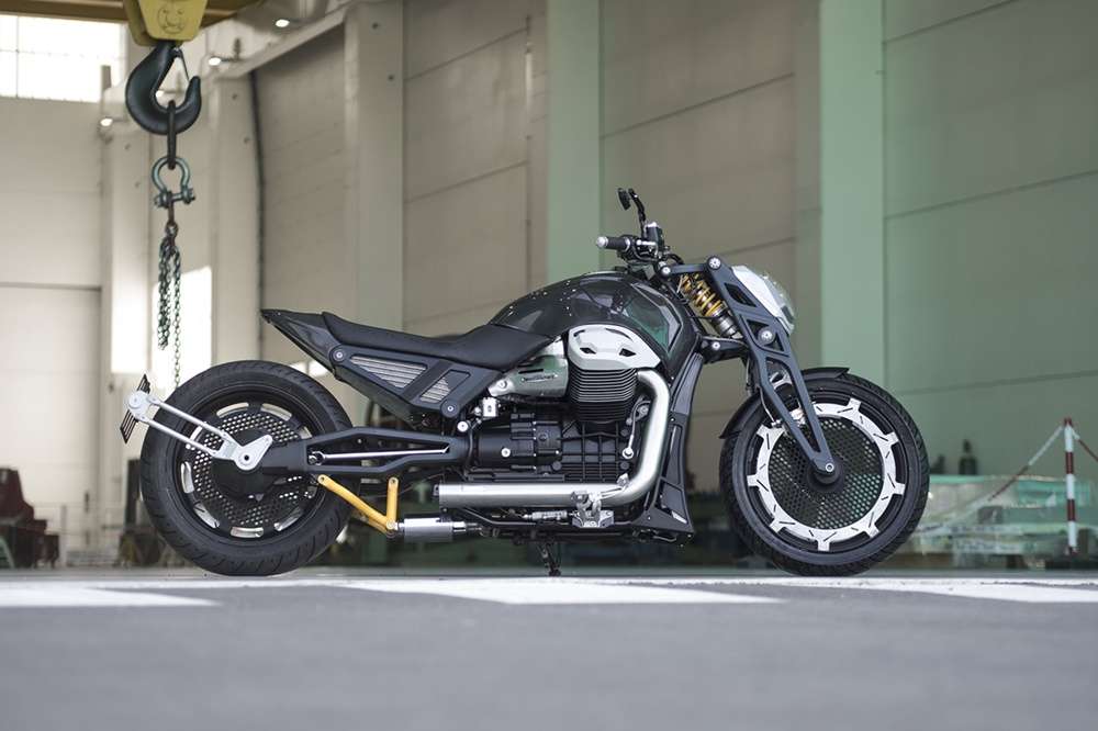 Officine RossoPuro Lvpvs Alpha – кастом от Officine RossoPuro
