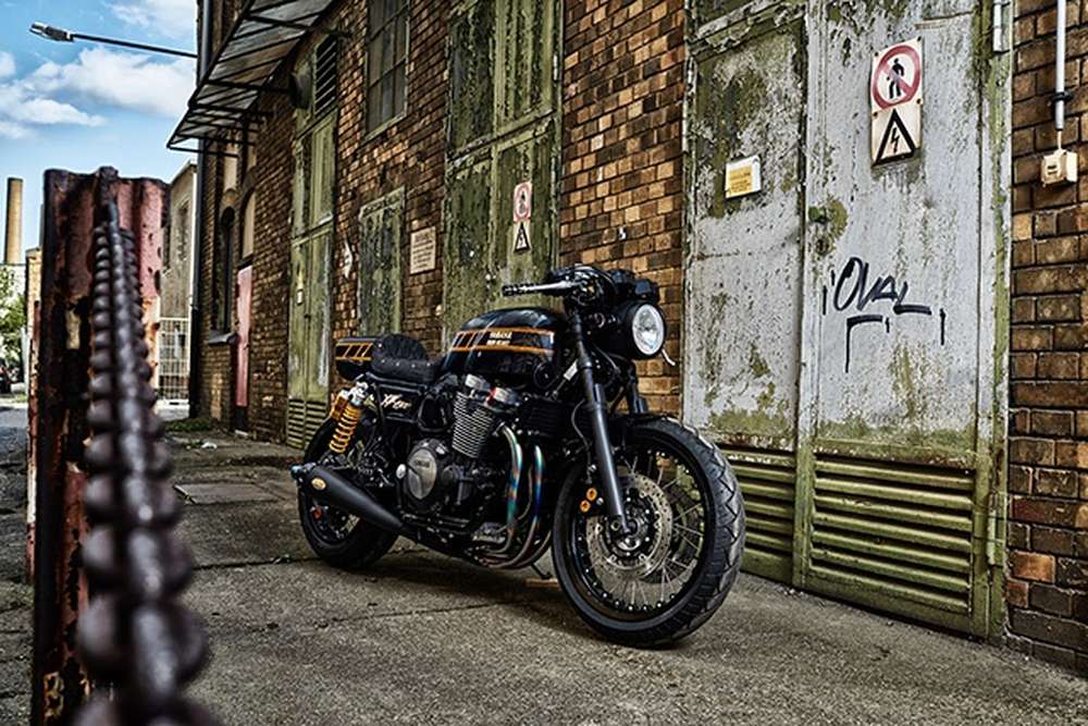 Yamaha и Iron Heart представляют Yard Built XJR1300