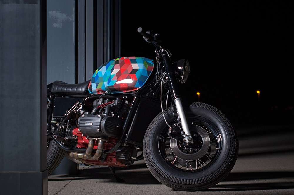 Honda GL1000 – кастом от Sur Les Chapeaux De Roues