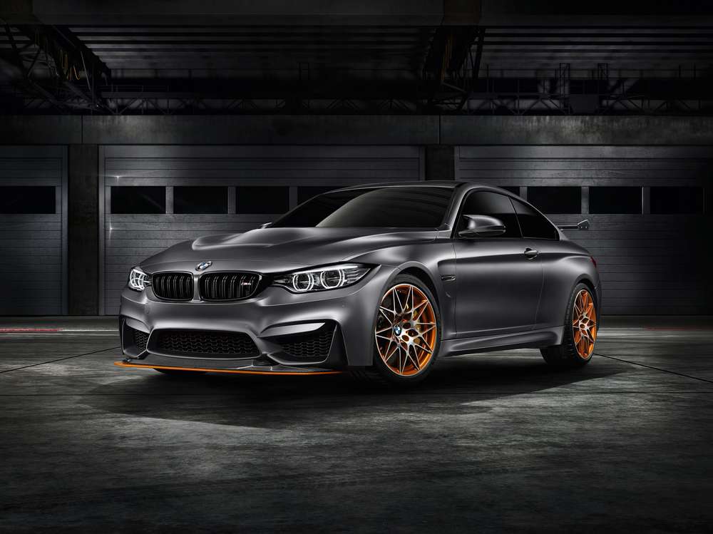 BMW «зарядил» M4