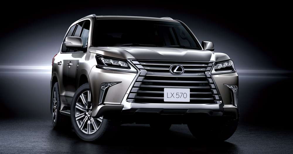 Lexus представил модификацию рестайлингового внедорожника LX570 для рынка Японии