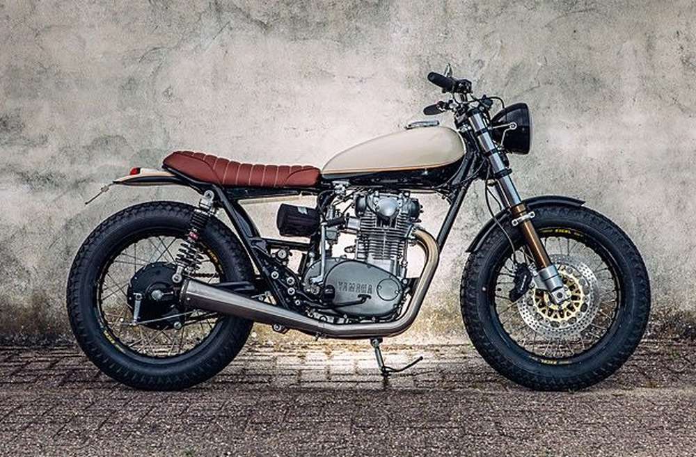 Yamaha XS650: трекер от Motogadgets