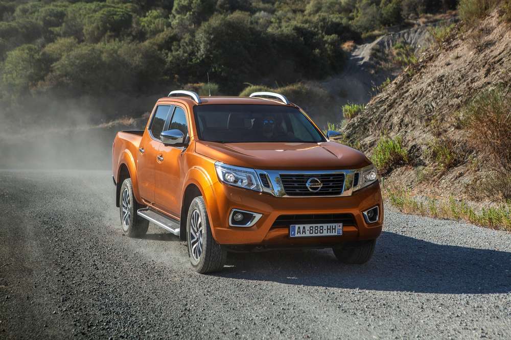 Nissan предлагает европейцам новый пикап Navara