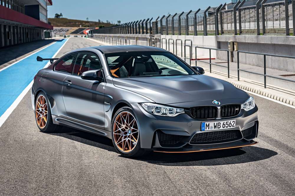 Компания BMW представила суперспортивную модификацию купе M4