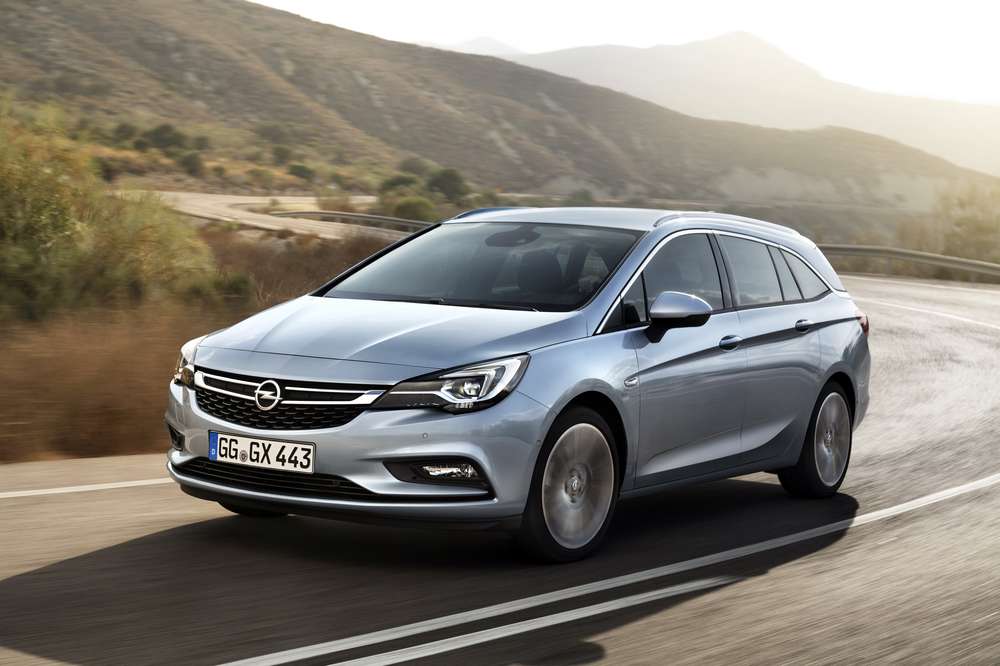 Универсал Opel Astra Sports Tourer подвергли обновлению 