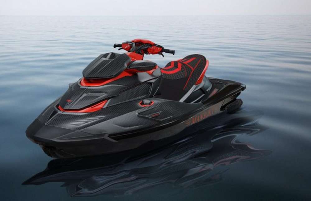 В Mansory перебрались с дорог на воду