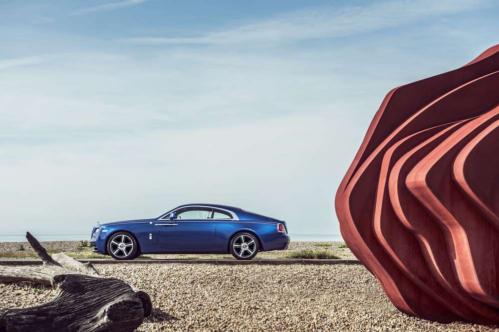 Rolls-Royce сделал эксклюзивную сухопутную яхту