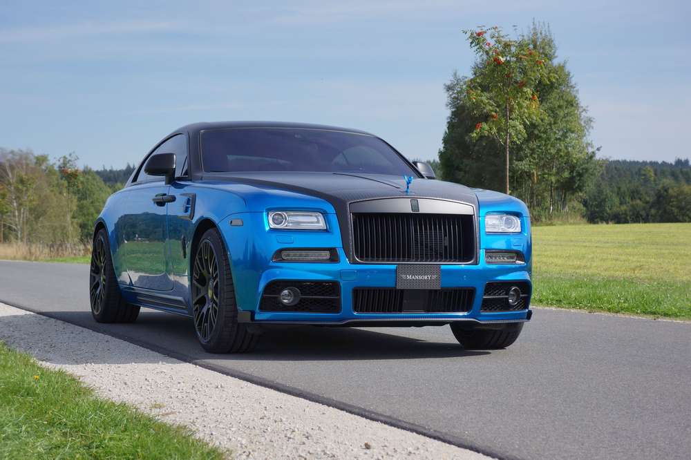 Rolls-Royce Wraith погостил в тюнинговом ателье Mansory