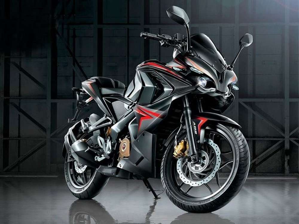 Indijskij Motocikl Bajaj Pulsar Rs200 Demon Black 2016 Modelnogo Goda