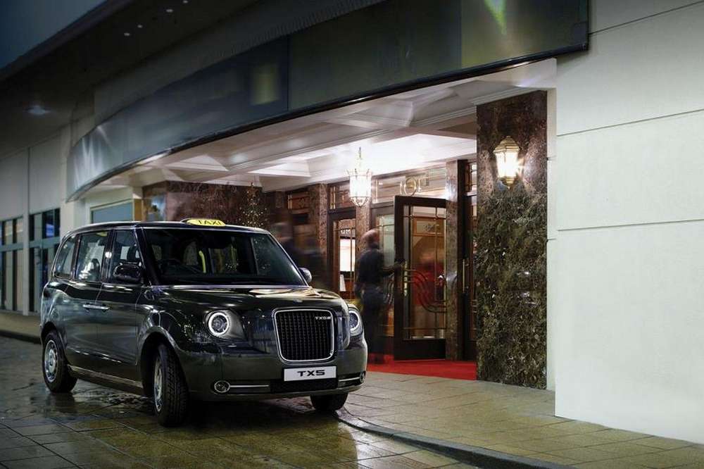 Концерн Geely Automobile представил новые кэбы для столицы Великобритании