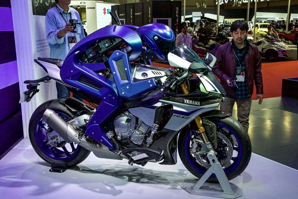 Проект Yamaha Motobot V1 - роботизированный тест-пилот