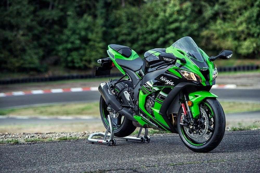 Игрушка модель мотоцикла Kawasaki Ninja ZX 10rr