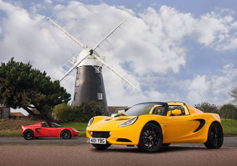 Lotus Elise: с двойным облегчением!
