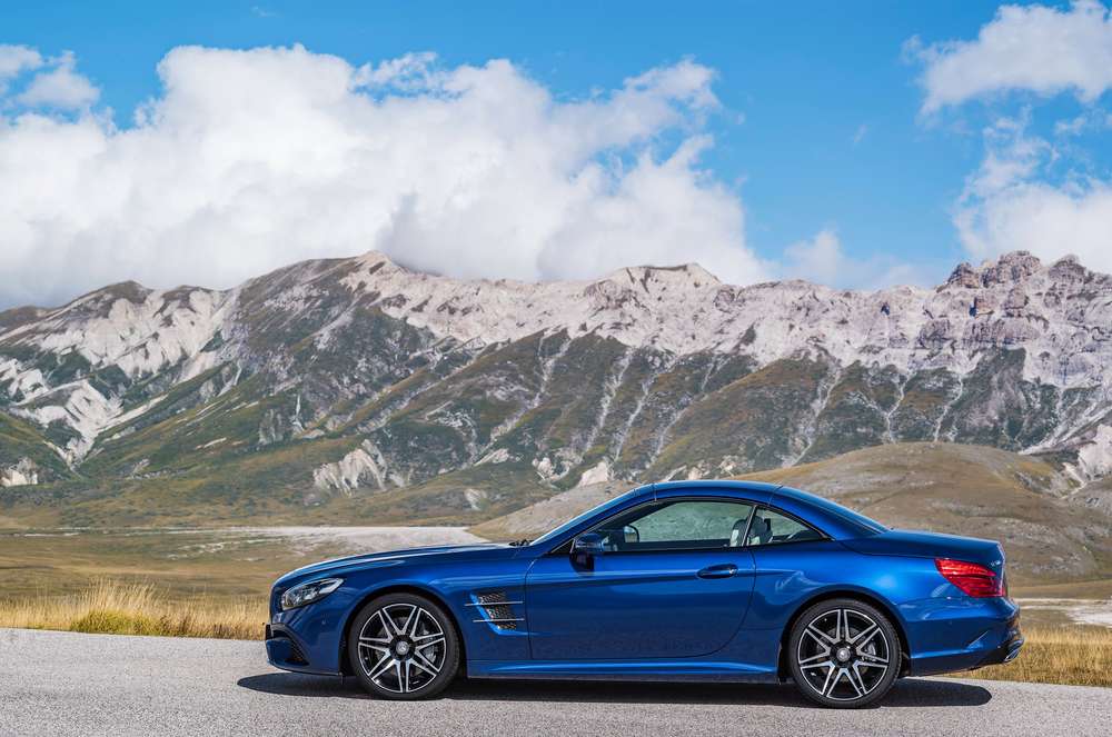 Mercedes Benz SL 63 AMG 2017