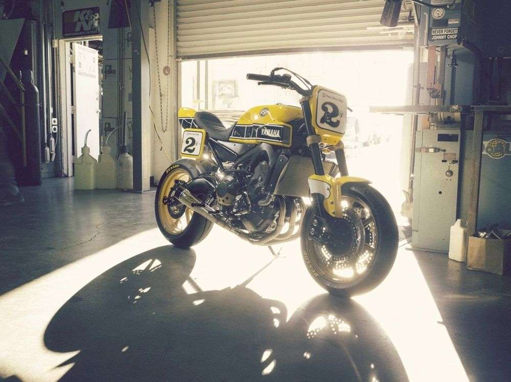 Yamaha TZ 750 Race