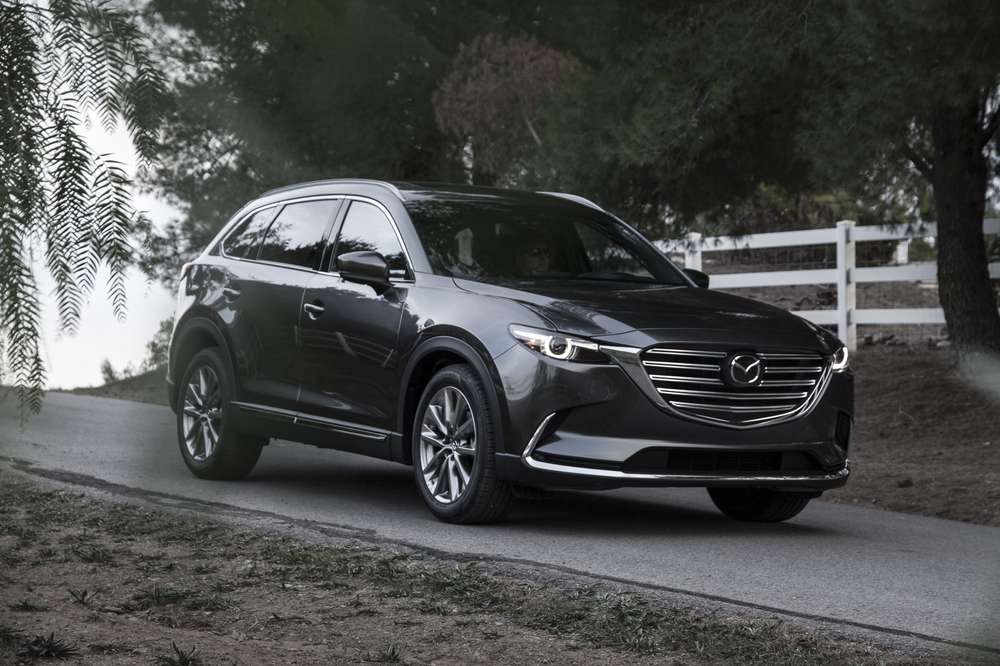 Mazda CX-9 получила под капот турбированный двигатель