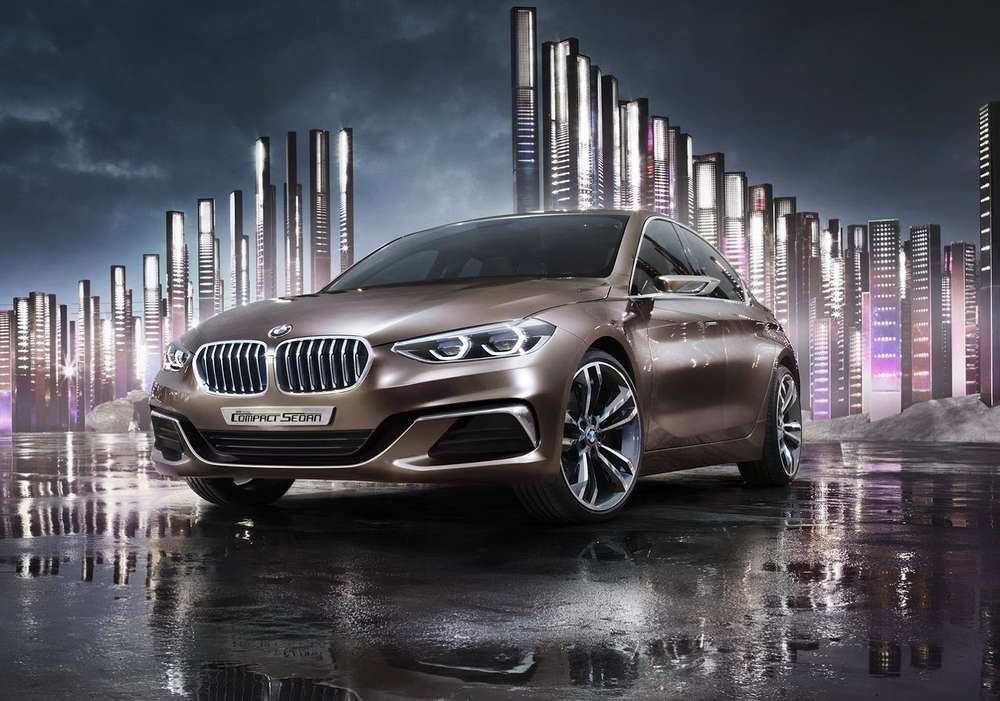 Новая модель BMW первой серии превратилась в седан