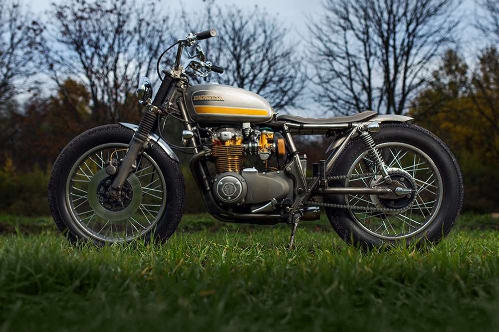 Honda CB550F Super Sport 1976: брэк-трекер от Recast Moto