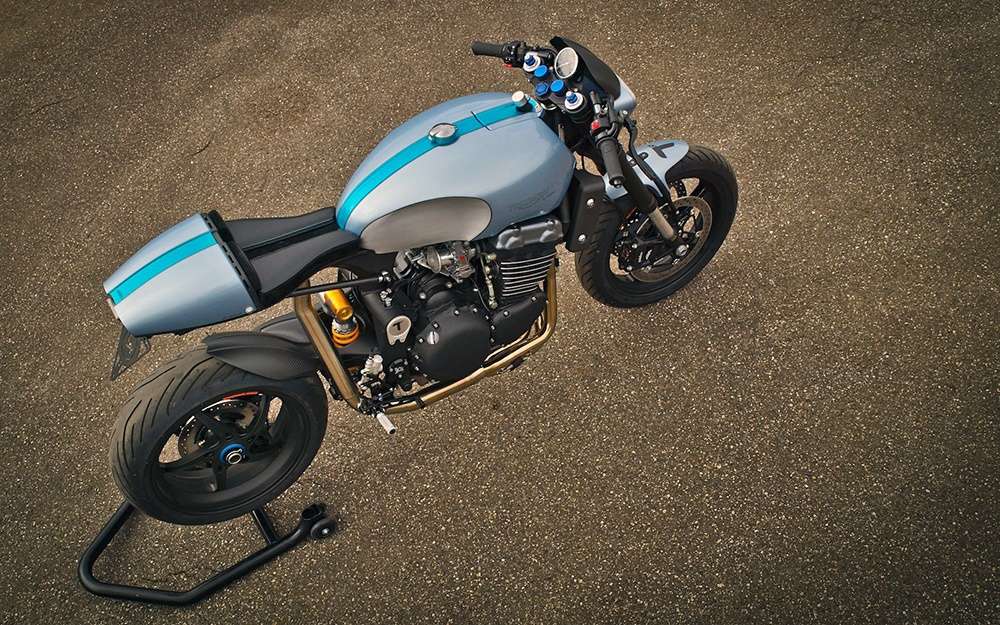 На мотослете Tridays засветился проект на базе Triumph Legend TT900