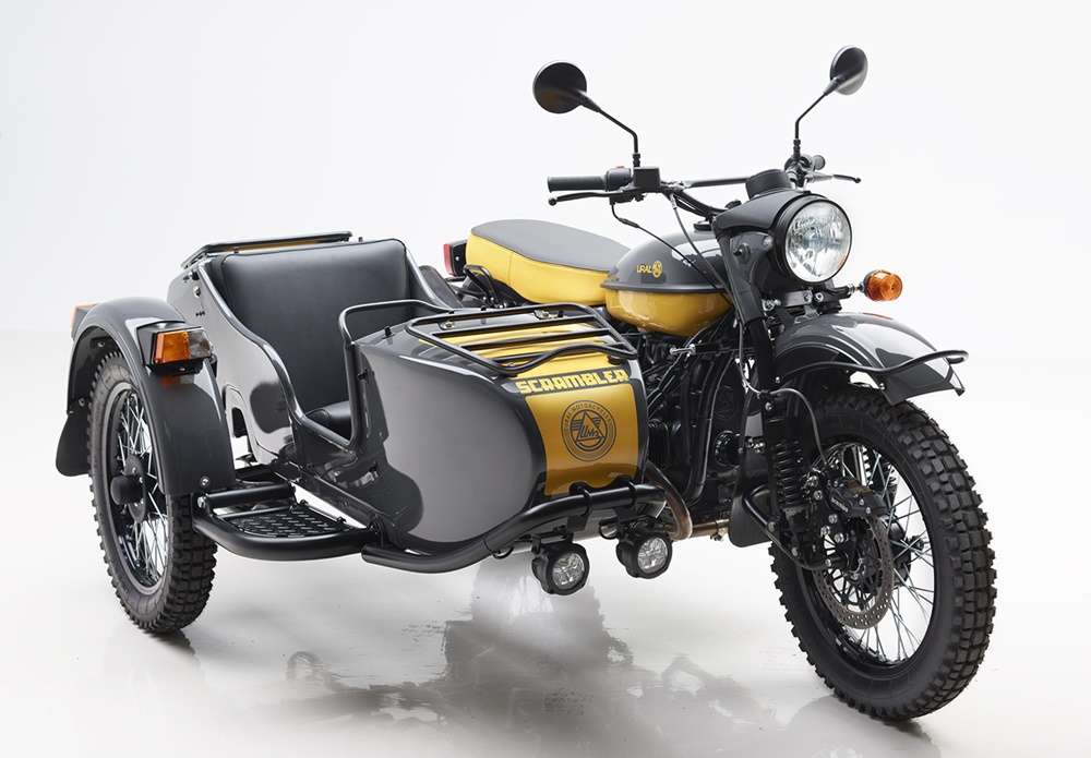 Ural Ranger Scrambler с внедорожными покрышками