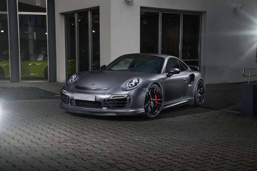 В TechArt окинули свежим взглядом Porsche 911 Turbo
