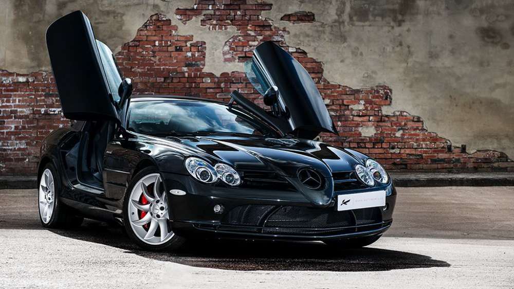 В Kahn Design отправили McLaren Mercedes SLR пофотографироваться