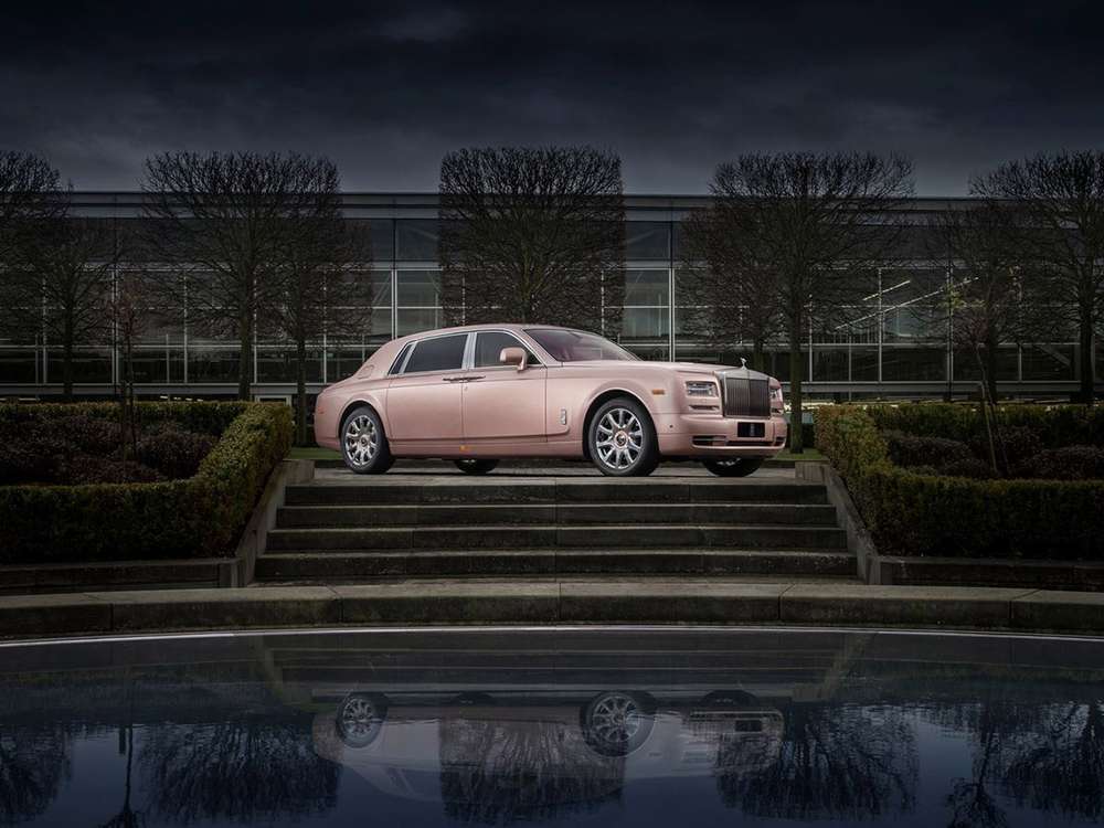 В Rolls-Royce создали специальный длинный Phantom